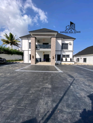 Brand New Solar Powered 4 Bedroom Duplex ️ with Guest Chalet, Kaduna North, Kaduna, House for Sale