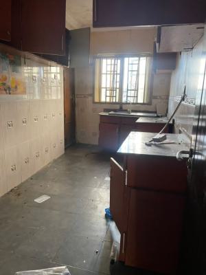Lovely 3 Bedroom Flat, Off Aderemi Akeju Steet, Soluyi, Gbagada, Lagos, Flat / Apartment for Rent