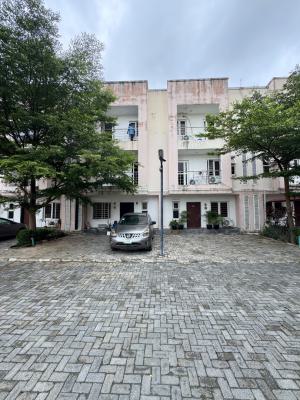 𝐒𝐏𝐀𝐂𝐈𝐎𝐔𝐒 4 𝐁𝐄𝐃𝐑𝐎𝐎𝐌 𝐓𝐄𝐑𝐑𝐀𝐂𝐄 𝐃𝐔𝐏𝐋𝐄𝐗, Ikate, Lekki, Lagos, Terraced Duplex for Rent
