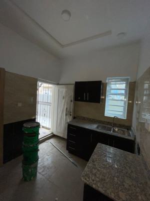 Well Maintained 2 Bedroom, Off Mobil Road Ilaje, Ajah, Lagos, Flat / Apartment for Rent