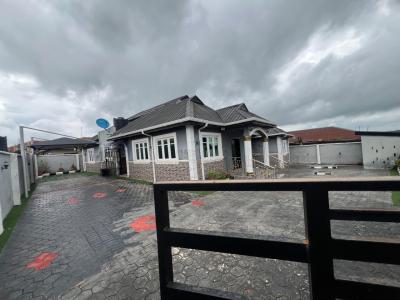 3 Units Apartments Comprises of 3 Bed Bungalow & 2 Units of 1 Bed Flat, Idi Obi Ologuneru, Ibadan, Oyo, Block of Flats for Sale