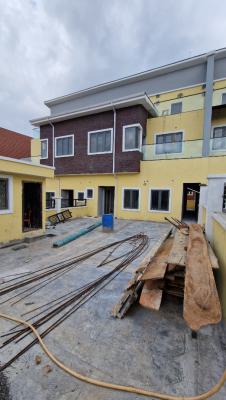 4 Bedroom Terraced Duplex, Kolapo Ishola Gra, Akobo, Ibadan, Oyo, Terraced Duplex for Sale