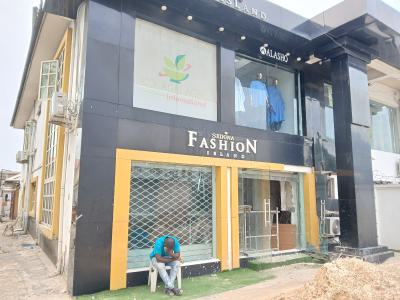 a Lovely Shop Space Directly on a Busy Road, Lekki Phase 1, Lekki, Lagos, Shop for Rent