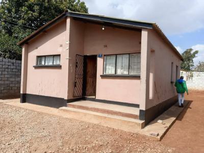 4 Bedroom Detached Bungalow with Bq, Itire, Lagos, Detached Bungalow for Sale