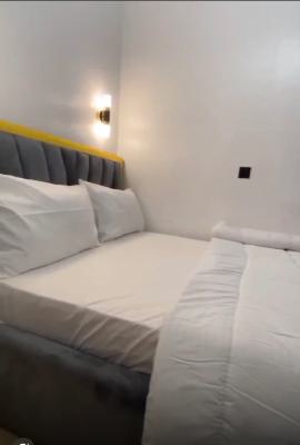 1 Bedrooms, Lekki Phase 1, Lekki, Lagos, Self Contain (single Rooms) for Rent
