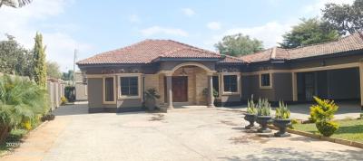 5 Bedroom Fully Detached Bungalow with Bq, Itire, Lagos, Detached Bungalow for Sale