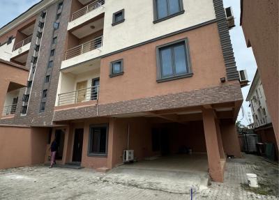 Self-serviced and Come with Your Own Generator 3 Bedroom En-suite Flat, Lekki Phase 1, Lekki, Lagos, Flat / Apartment for Rent