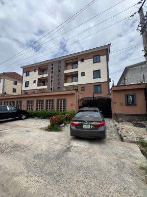 𝐌𝐀𝐈𝐍𝐓𝐀𝐈𝐍𝐄𝐃 2 𝐁𝐄𝐃𝐑𝐎𝐎𝐌 𝐀𝐏𝐀𝐑𝐓𝐌𝐄𝐍𝐓, Lekki Phase 1, Lekki, Lagos, Flat / Apartment for Rent
