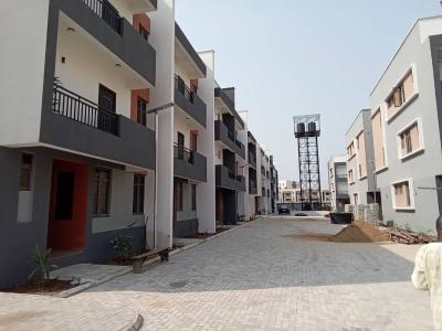 Luxurious 4 Bedrooms Apartment, Osapa, Lekki, Lagos, Flat / Apartment for Sale