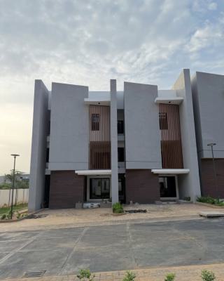 Newly Built 4bedroom Terrace Duplex with Bq, Guzape District, Abuja, Terraced Duplex for Sale