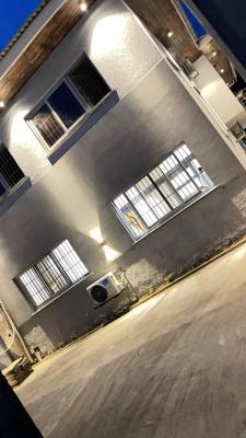 4-bedoom Office Measuring  130sqm with 2 Room Ensuite,, Ikoyi, Lagos, Office Space for Rent