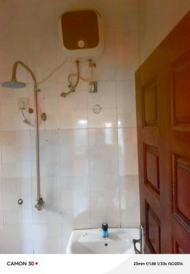 3 Bedroom Apartment, Via Akilo, Oba Akran, Ikeja, Lagos, Flat / Apartment for Rent