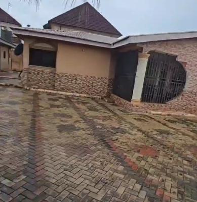 4 Bedroom Bungalow and 2 Flats Room and Parlour 100ft By 100ft Land, Along Igbinosa Road, Off 2nd Ugbor Gra, Benin, Oredo, Edo, Detached Bungalow for Rent