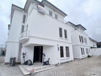 Newly Refurbished and a Fully Serviced 2 Bedroom Apartment, Lekki Phase 1, Lekki, Lagos, Flat / Apartment for Rent
