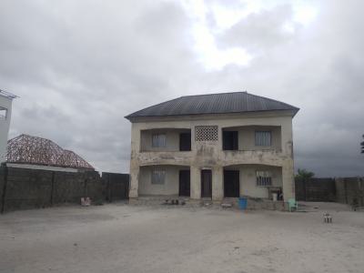 Large Expanse of Land with House, Okun Ajah Community, Okun-ajah, Ajah, Lagos, Land for Sale