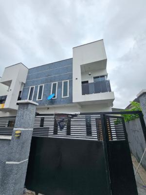 Distress: 4 Bedroom Semi-detached House with Bq (unfurnished), Chevron, Lekki, Lagos, Semi-detached Duplex for Sale