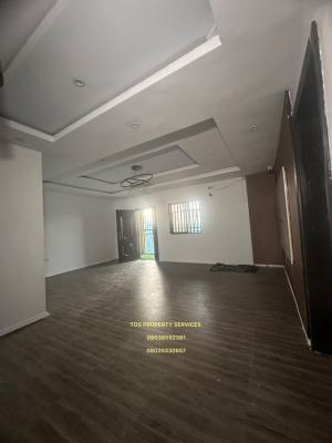 Lovely & Spacious 3 Bedroom Apartment, in an Estate in Yaba, Yaba, Lagos, Flat / Apartment for Rent