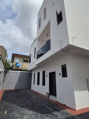 Admirably Built 4 Bedroom Semi-detached Duplex, Omole Phase 2, Ikeja, Lagos, Semi-detached Duplex for Rent