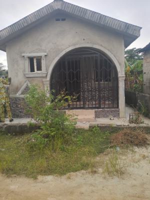 2 Bedroom Bungalow, Macaulay Off Bayeku Road, Igbogbo, Ikorodu, Lagos, Detached Bungalow for Sale