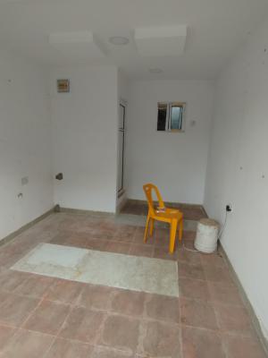 Shop Space with Toilet, Off Hakeem Dickson, Lekki Phase 1, Lekki, Lagos, Shop for Rent