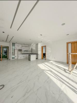 2 Bedroom Apartment, Fully Finished, Lekki Phase 1, Lekki, Lagos, Flat / Apartment for Sale