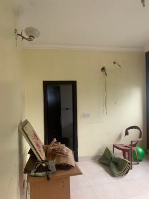 Nearly Used 3 Bedroom Flat, Royal Garden Estate, Ajah, Lagos, Block of Flats for Sale