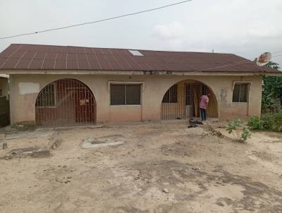 House, Close Proximity to Benson Garage, Ikorodu, Lagos, Detached Bungalow for Sale