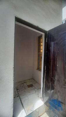 Sizeable Bq, Orchid Road, Lekki Phase 2, Lekki, Lagos, Self Contain (single Rooms) for Rent