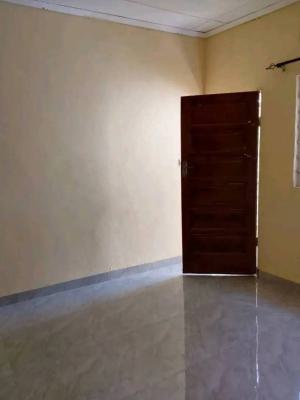 1 Bedroom Self Contain, Abule Ijesha, Yaba, Lagos, House for Rent