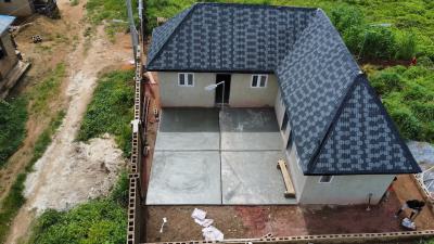 Elebu/ibadan -- Shops with Land -- N20m, New Vista Estate / Elebu, Challenge, Ibadan, Oyo, Mixed-use Land for Sale
