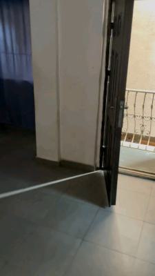 Standard and Spacious Room Self Contained, Adekunle, Yaba, Lagos, Self Contain (single Rooms) for Rent