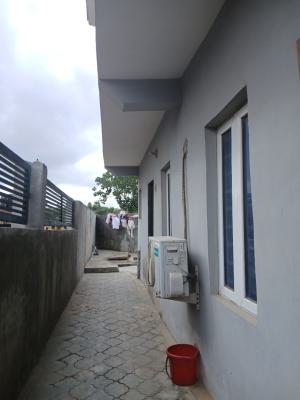 Really Fine Self, Yaba, Lagos, Self Contain (single Rooms) for Rent