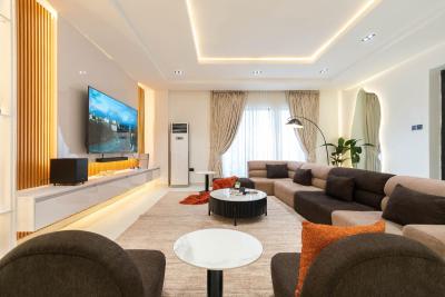 Brand New Luxury 3 Bedroom City View Penthouse with Pool, PS5, Snooker — Lekki, Lagos