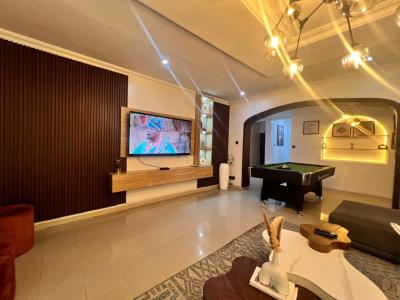 Luxury 3bedroom Apartment with 2years Payment Upfront, Off Admiralty Way Lekki Phase1 Lagos, Lekki, Lagos, Flat / Apartment for Rent
