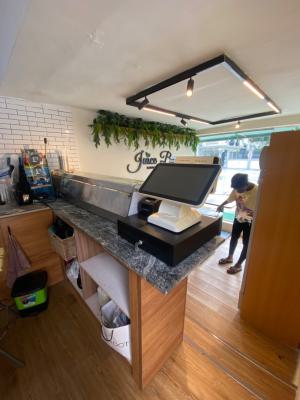 Shop Space Good for Juice, Small Chops Etc, Off Admiralty Way, Lekki Phase 1, Lekki, Lagos, Restaurant / Bar for Rent