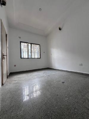 Standard Single Room in a Duplex Shared Apartment, Chevron, Lekki, Lagos, Self Contain (single Rooms) for Rent