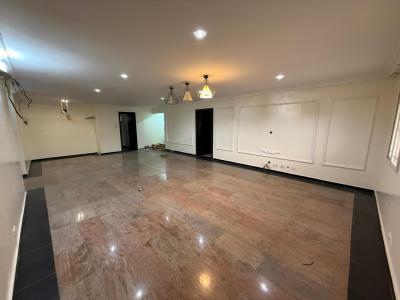 Three Bedroom with Bq, Lekki Phase 1, Lekki, Lagos, Flat / Apartment for Rent