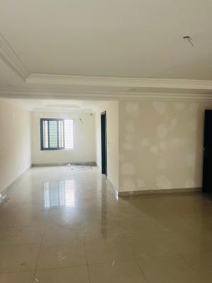 Massively Spacious 3 Bedroom Flat on a Ground Floor, Osapa London, Osapa, Lekki, Lagos, Flat / Apartment for Rent