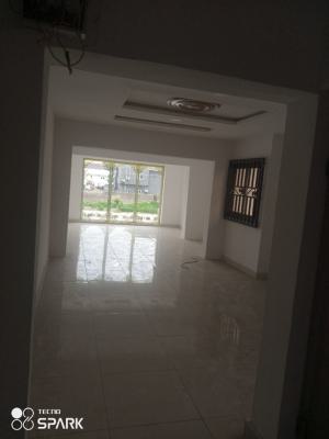 Open Plan Office Space Directly Facing The Road, Off Admiralty, Lekki Phase 1, Lekki, Lagos, Office Space for Rent