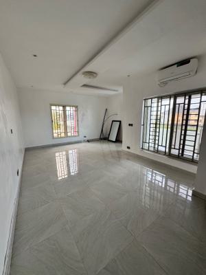 Fully Serviced 3 Bed Apartment, Lekki Phase 1, Lekki, Lagos, Flat / Apartment for Rent