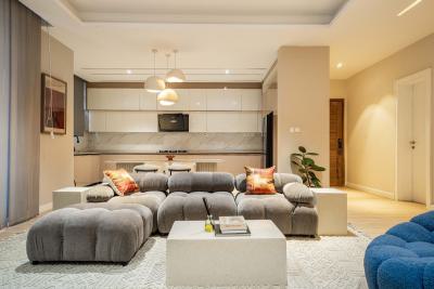 Luxury 2 Bedroom Apartment with 3 Balconies and  Other Top Notch Ameni, Lekki Phase 1, Lekki, Lagos, Flat / Apartment Short Let