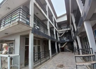 Spaciously Built Office Space+personal Toilet, New Bodija, Ibadan, Oyo, Shop for Sale