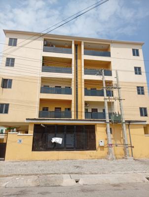 2 Bedroom Apartment, Lekki Phase 1, Lekki, Lagos, Flat / Apartment for Sale