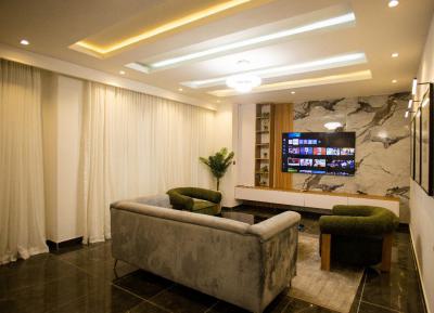 Lush 3 Bedroom, Ikeja Gra, Ikeja, Lagos, Flat / Apartment Short Let