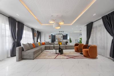 2 Bedroom Apartment in Parkview Estate, Ikoyi., Parkview Estate, Ikoyi, Lagos, Flat / Apartment Short Let