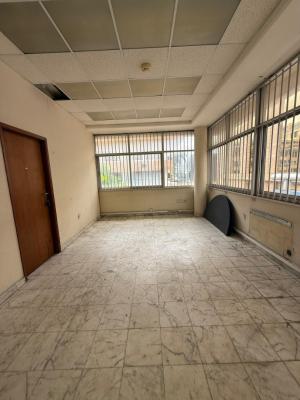 for Lease Massive Detached House with an Open Court Area & a Lot Room, Victoria Island (vi), Lagos, House for Rent