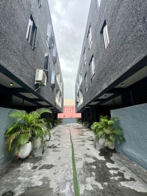 Well Built 4bedroom Terrace Duplex with a Bq, Lekki Phase 1, Lekki, Lagos, Terraced Duplex for Sale