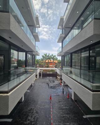Exquisitely Designed Contemporary 3 Bedroom Apartments, Lekki Phase 1, Lekki, Lagos, Flat / Apartment for Sale