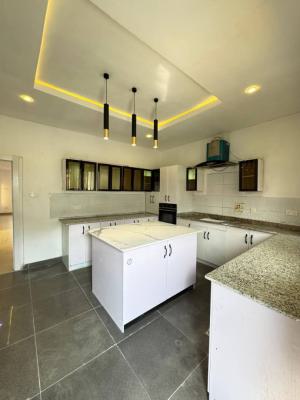 Standard 4 Bed Duplex, Ikota Gra, Lekki Phase 2, Lekki, Lagos, Terraced Duplex for Sale