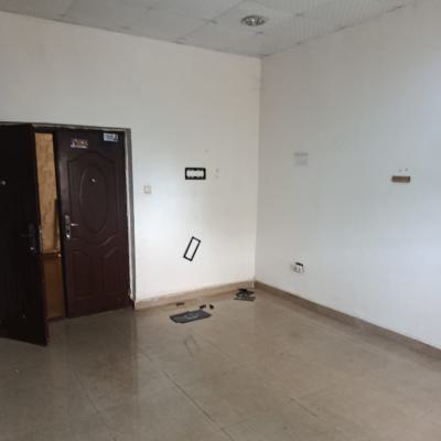 Spacious Selfcontain Apartment, Main Building, Tarred Road, Katampe Main, Katampe, Abuja, Self Contain (single Rooms) for Rent